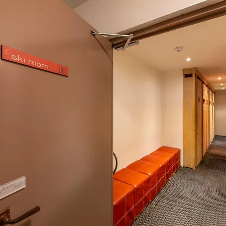 Les Du Forum - 1850 谷雪维尔